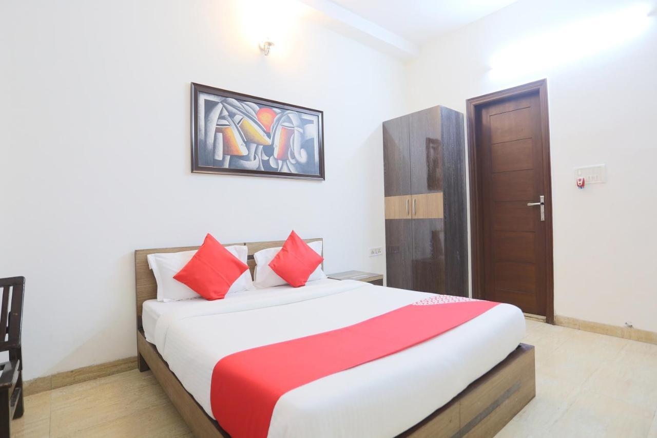 Oyo 69048 Prestige Castle Hyderabad