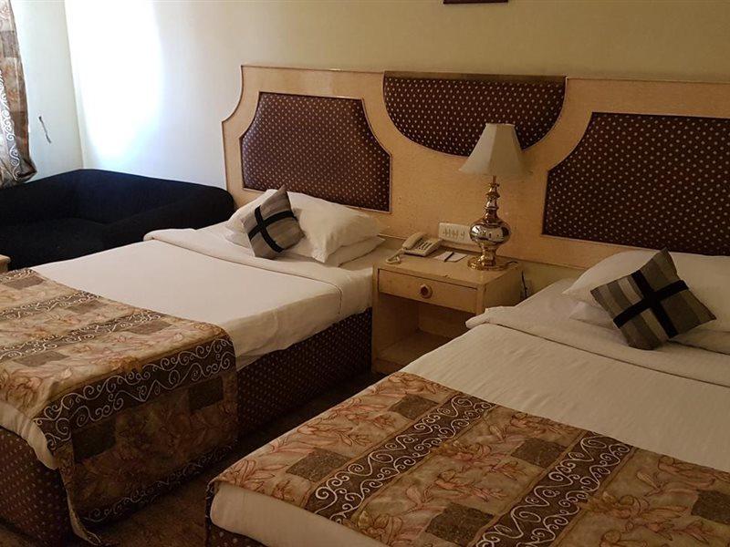 Ohris Baseraa Hotel 3*