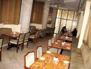 Hotel Woodbridge Grand
