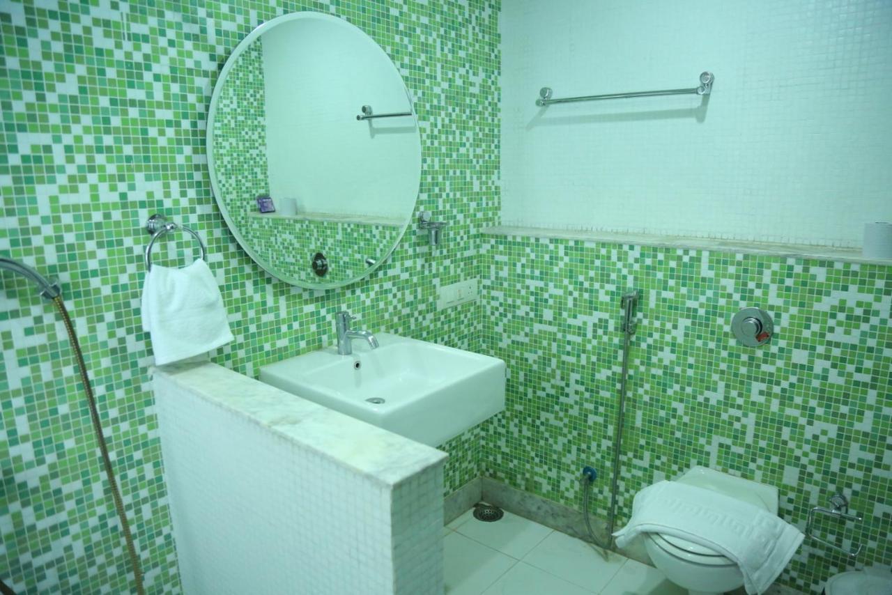 Swan Madhapur Bed & Breakfast Hyderabad