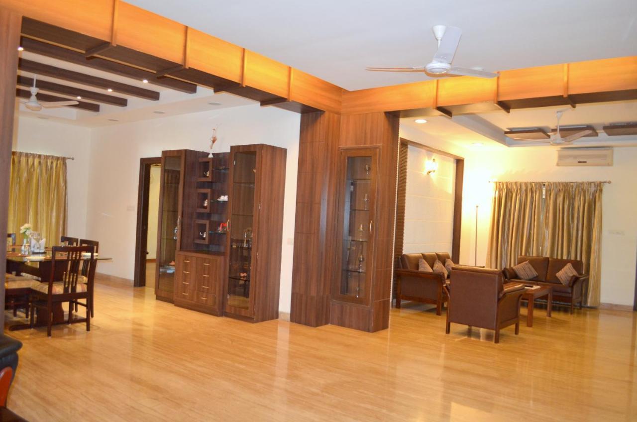 Swan Madhapur Bed & Breakfast *