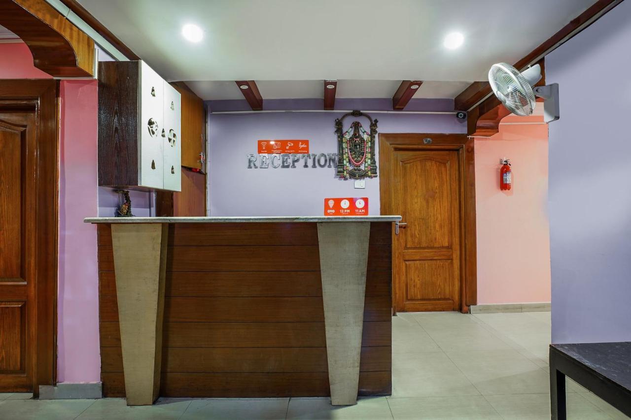 Hotel Oyo 18310 Adda Concept Hyderabad