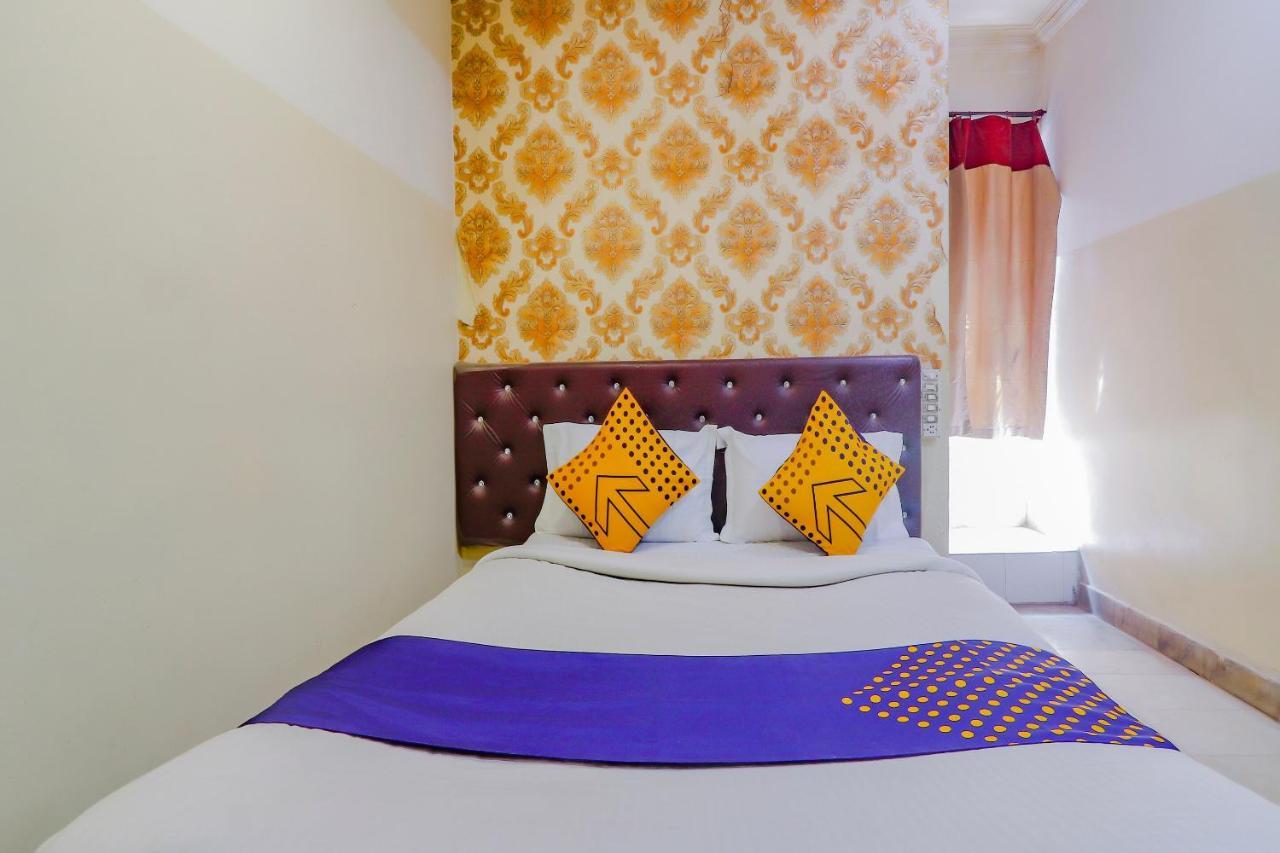 Spot On 78138 New Hi-tech Hotel Hyderabad