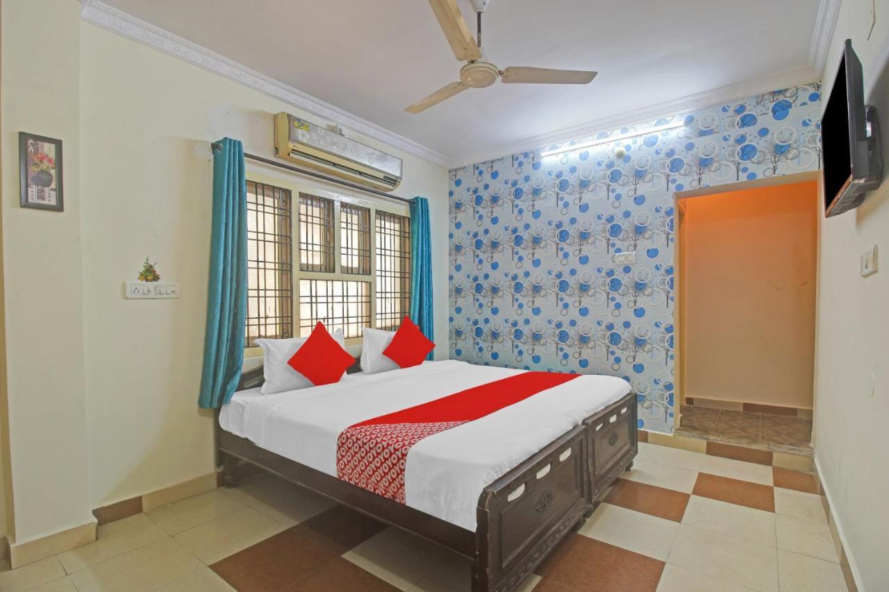 Hotel Oyo 84786 Silver Moon Hyderabad