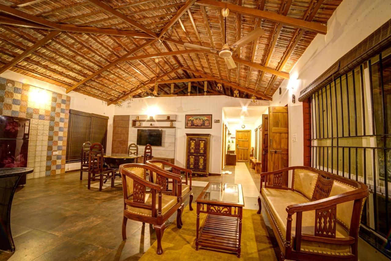 Resort Brown Town & 5*