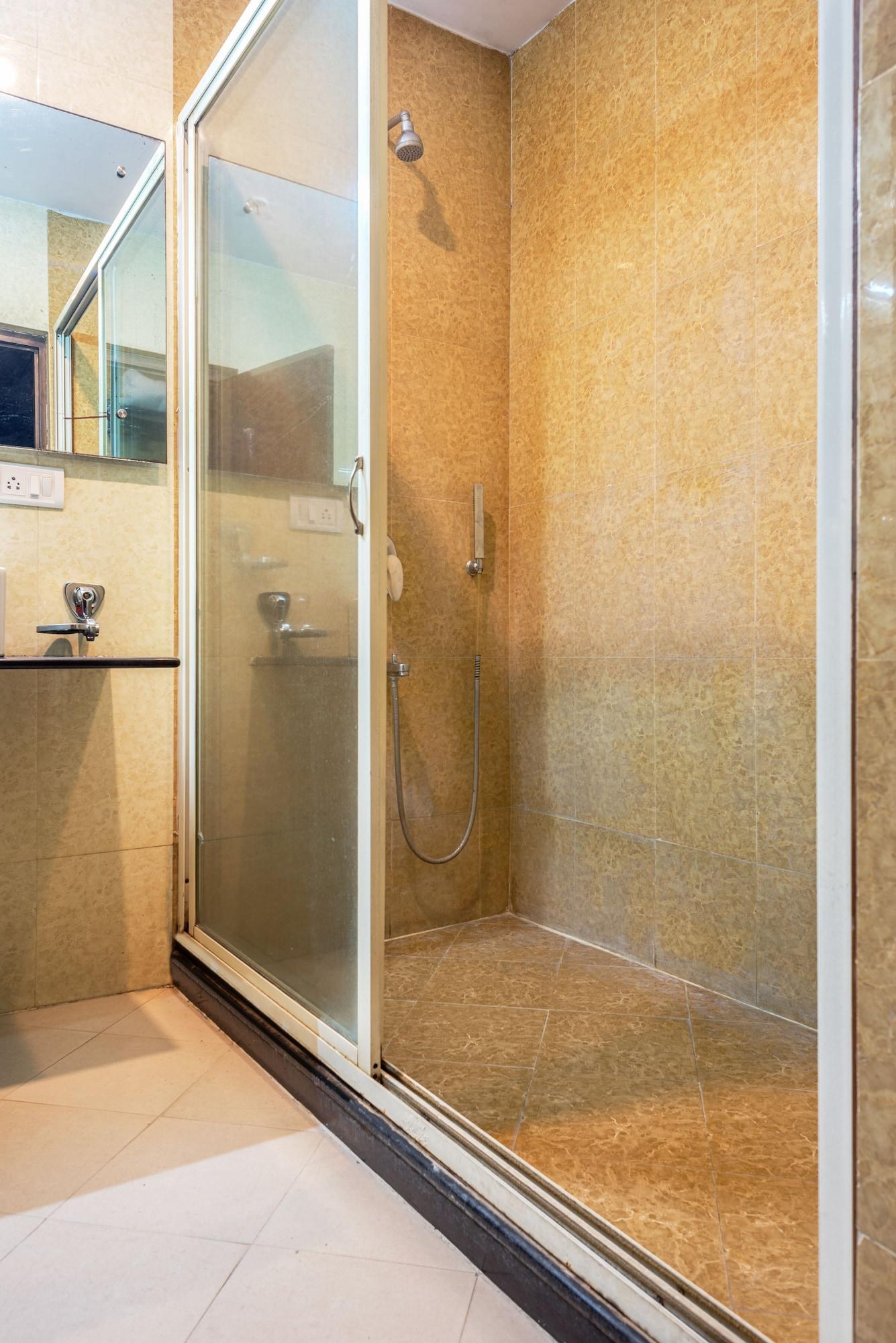 Hotel Treebo Trend Grand Plaza Nampally