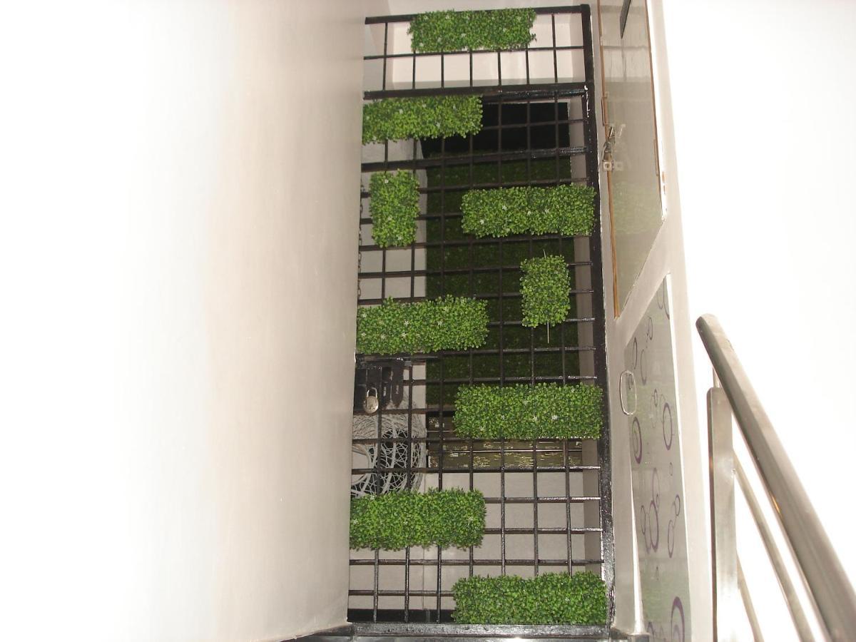 Apartment 1br With Theater, Jacuzzi, Steam Bath