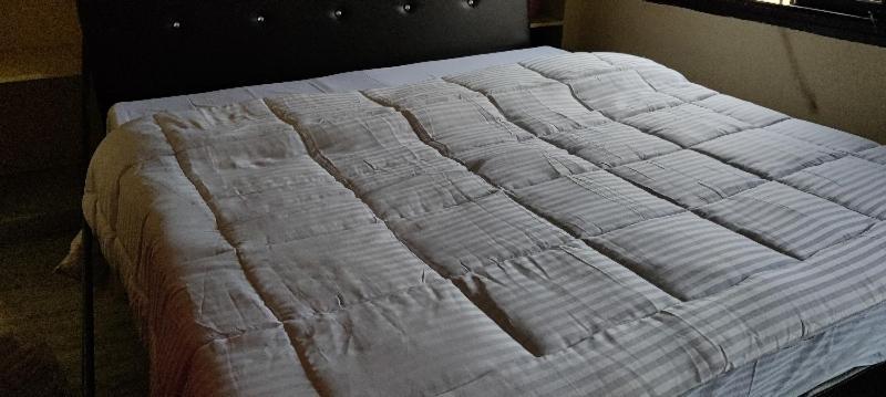 Oyo 81589 Aruna Dwraka Homes Hotel 3*