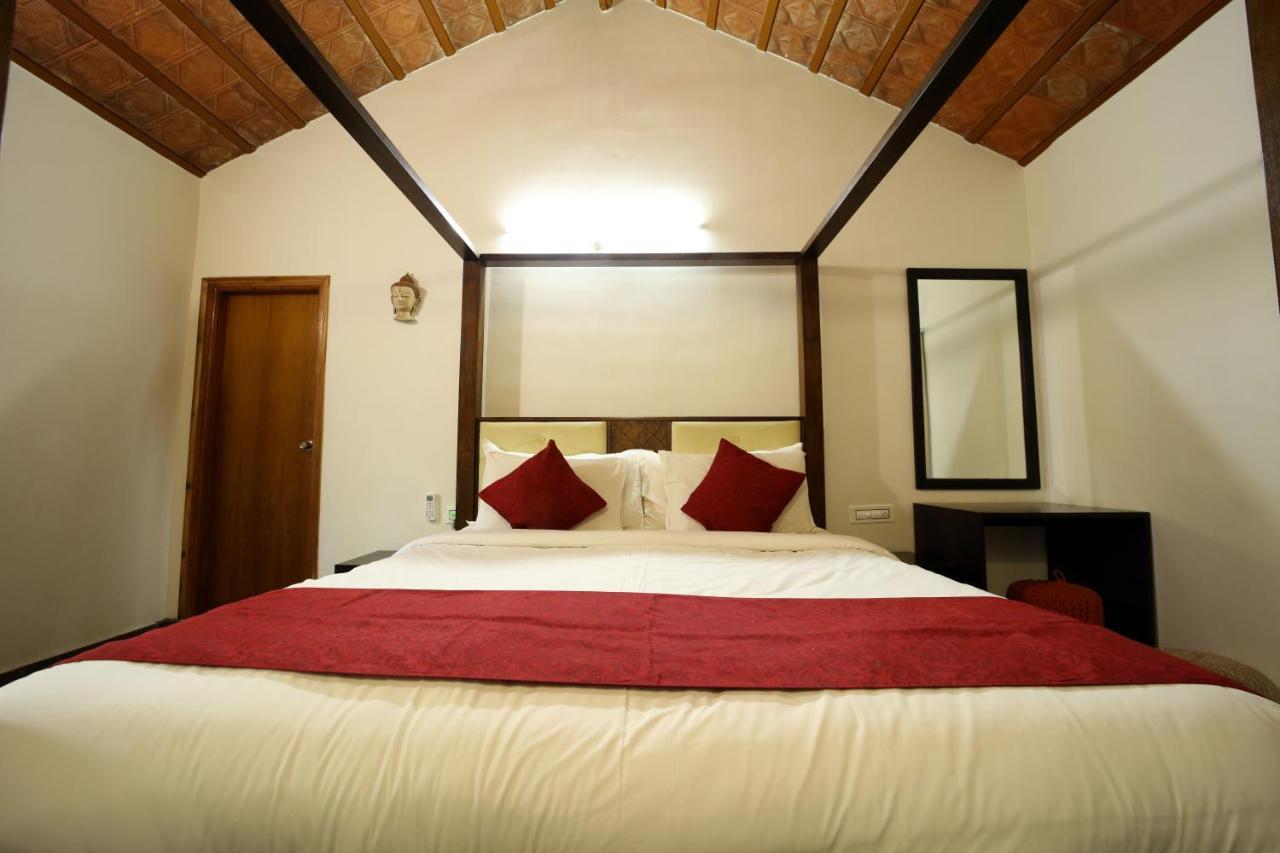 Brown Town & 5* Hyderabad