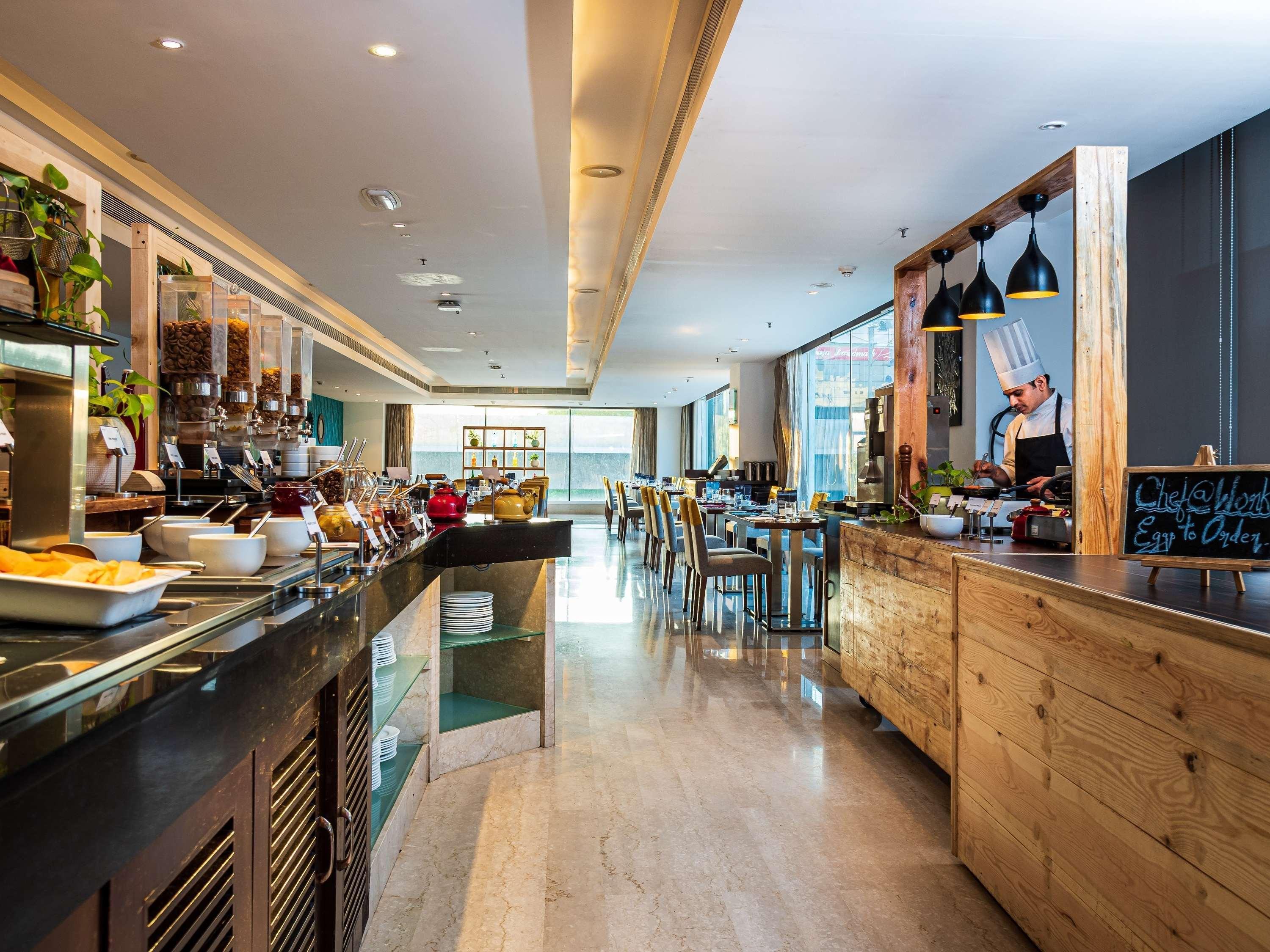 Hotel Mercure Kcp Banjara Hills, An Accor 5*