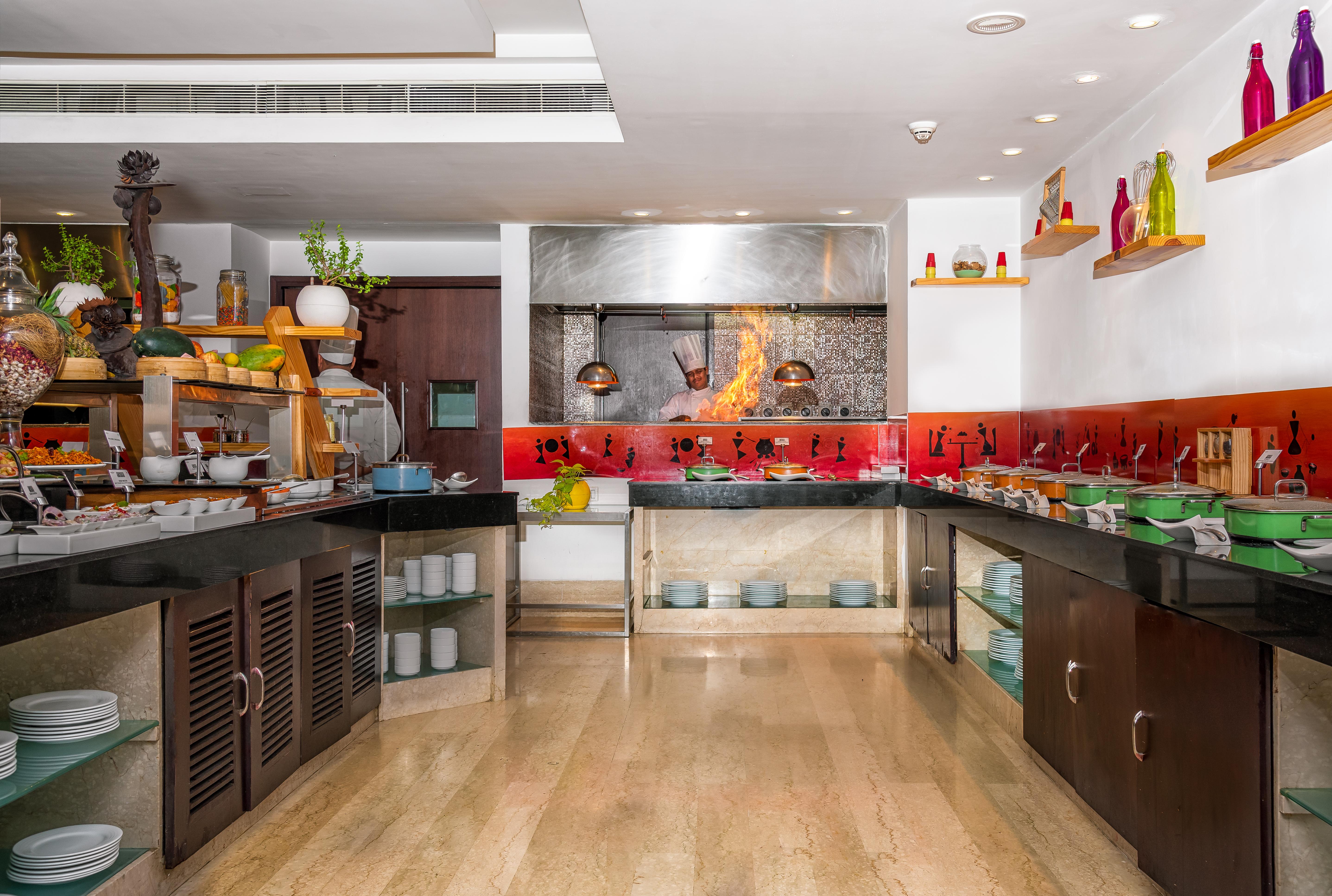 Hotel Mercure Kcp Banjara Hills, An Accor 5*