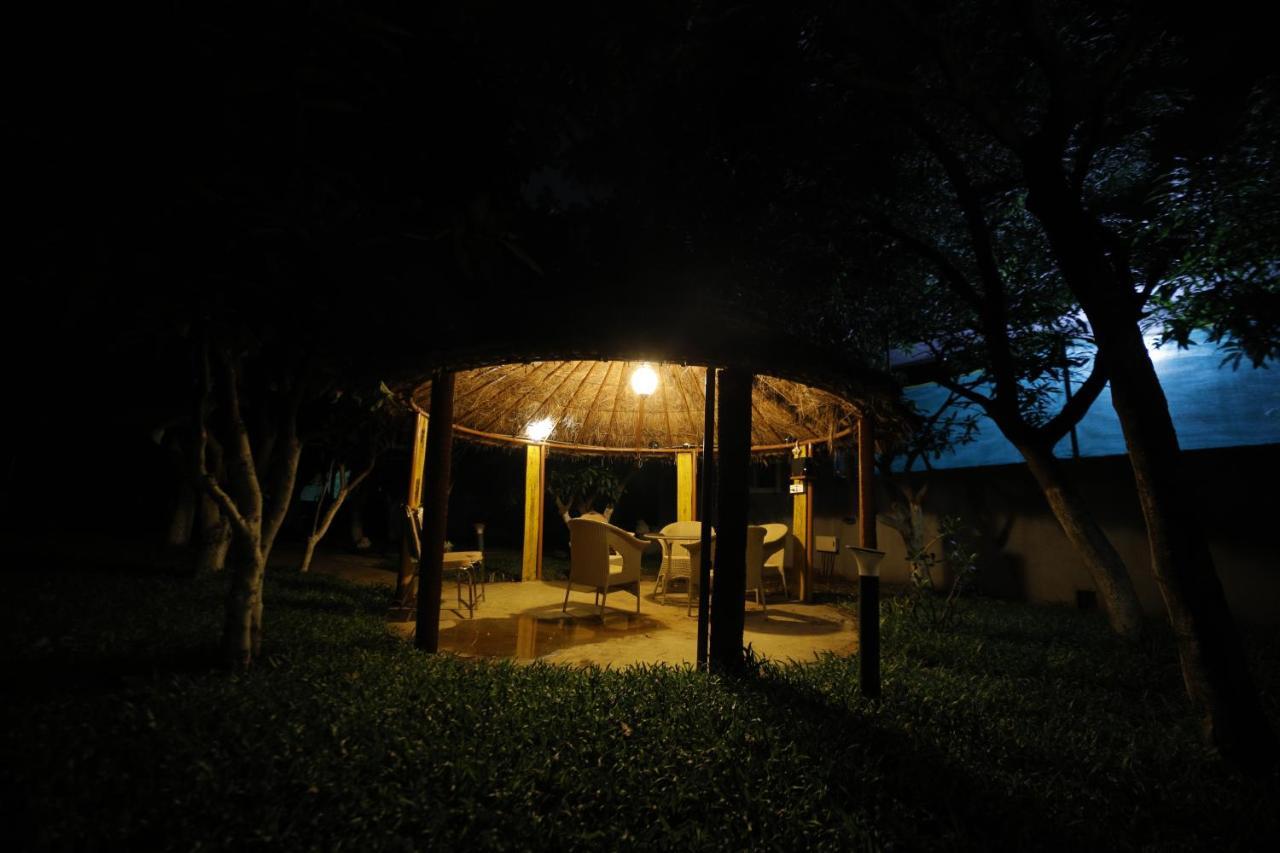 Brown Town & 5* Hyderabad