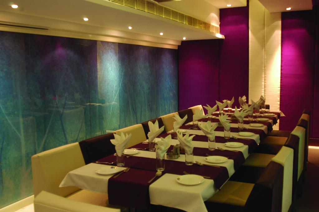 Hotel Loginn Hyderabad