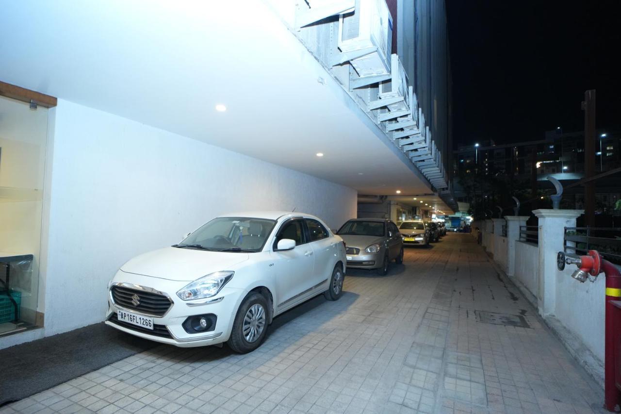 The Altruist Business Hitech Hotel 4*