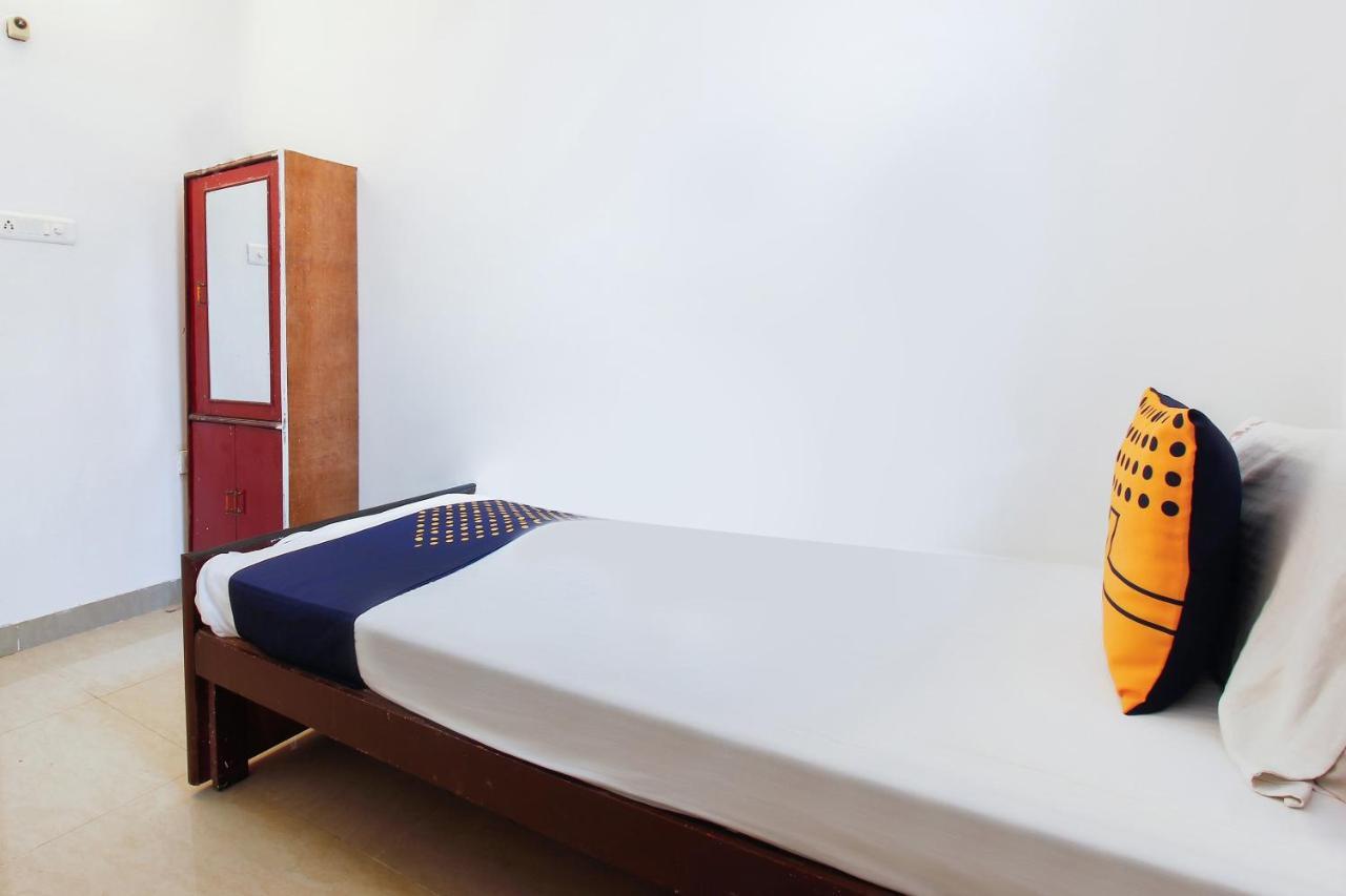 Hotel Spot On K-inn Near Snow World Hyderabad