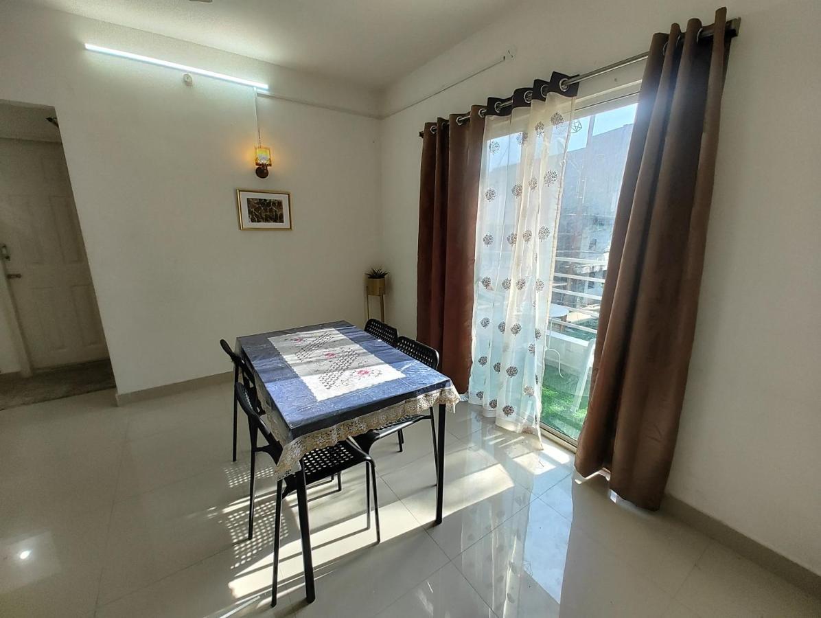 Apartment Nk Homes -serviced - 2 Bhk Homestay, Fast Wifi, Fully Furnished Hyderabad