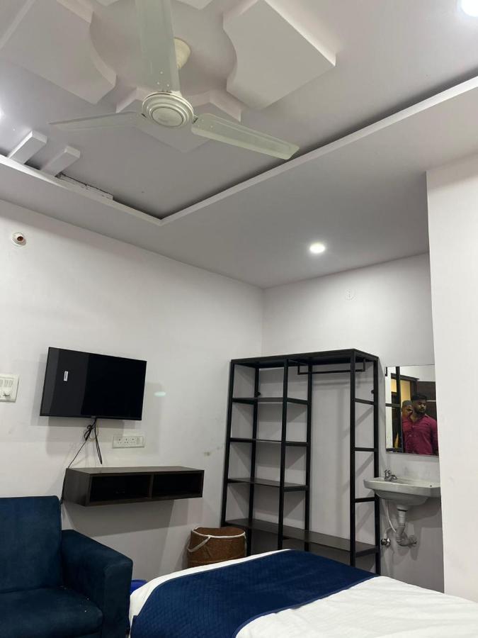 Capital Heights ,near Airport Zone Shamshabad Hotel 3*