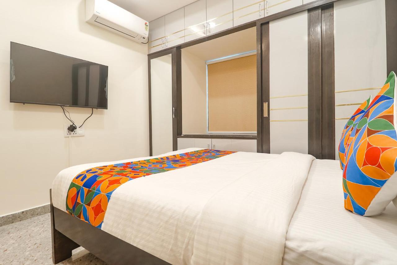 Fabexpress Rs Living - Nr Tcs Deccan Park, Hitech 3*
