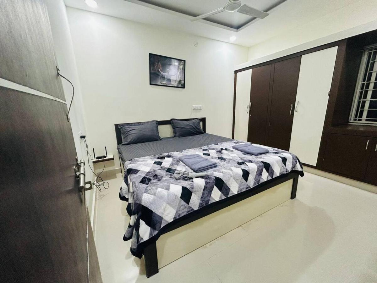 Bigson Service Gachibowli * Hyderabad
