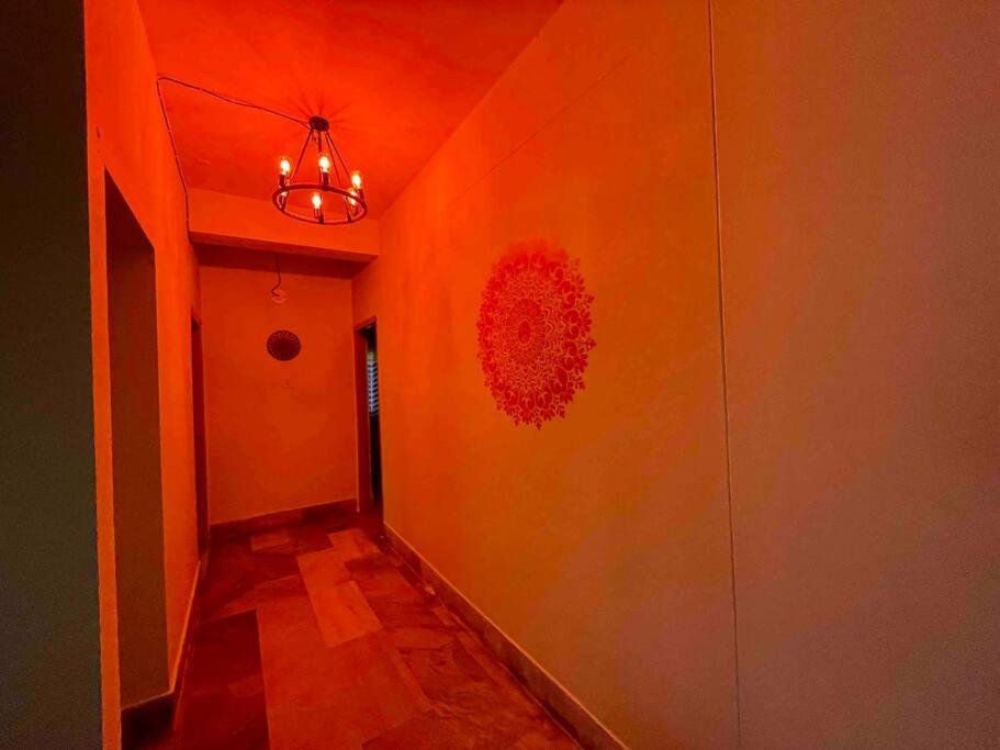 Beautiful 2bhk Centrally Located With Free Parking Hyderabad