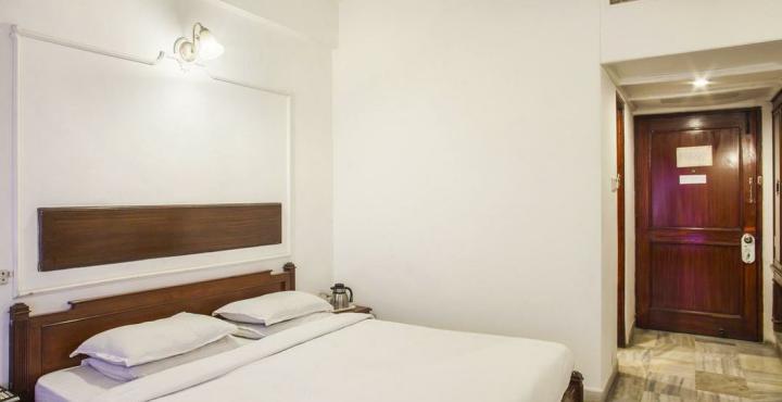 Hotel Woodbridge Grand 2*