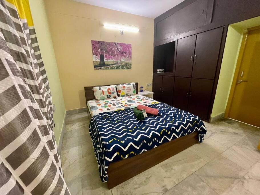 Beautiful 2bhk Centrally Located With Free Parking *