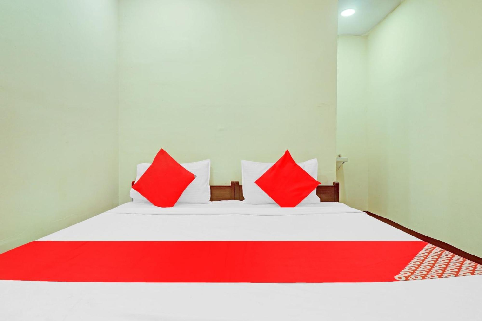 Hotel Sri Sai Dwaraka Residency Near Secunderabad Railway Station Hyderabad