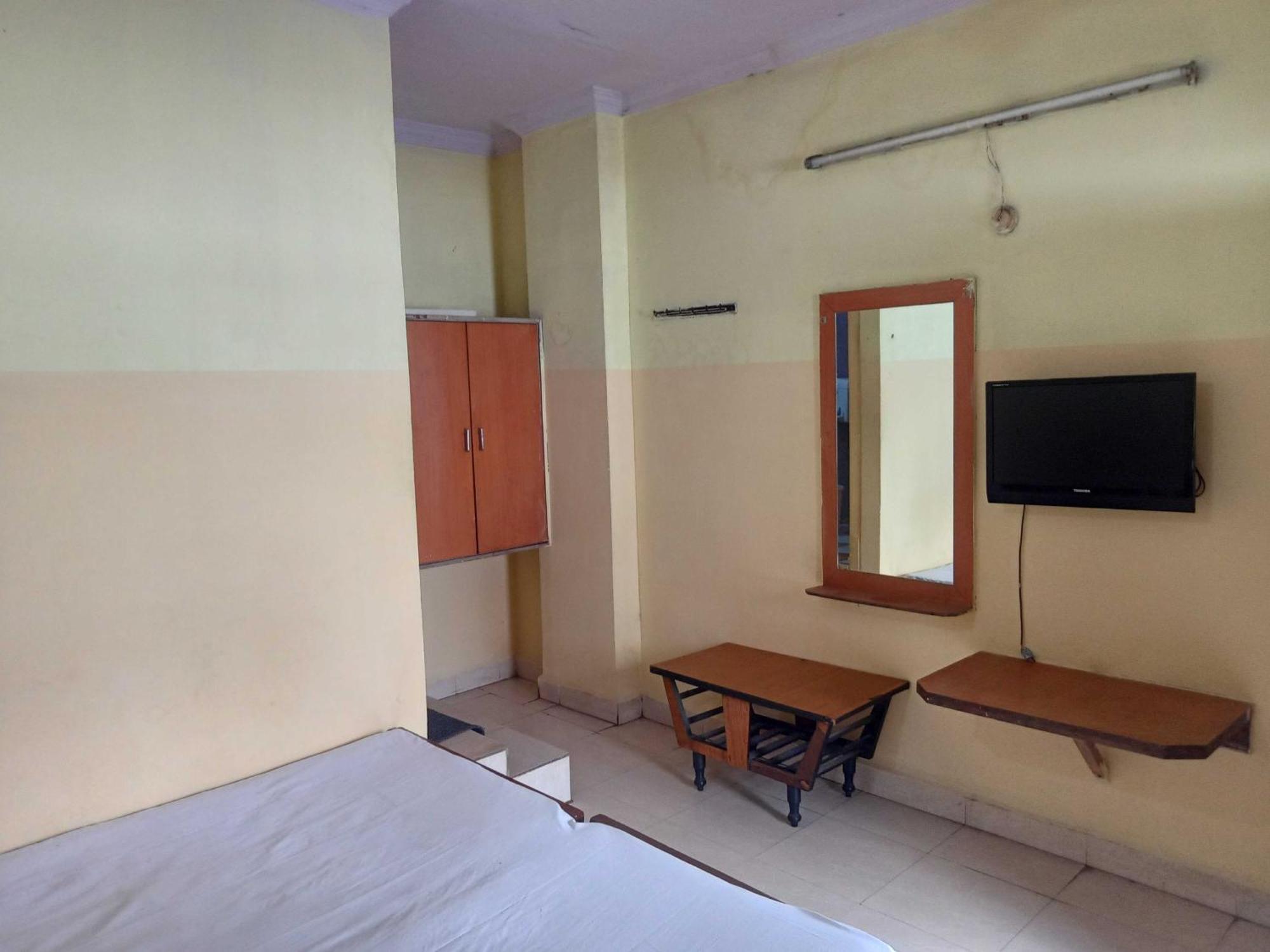 Hotel O New Sri Sai Amaravati