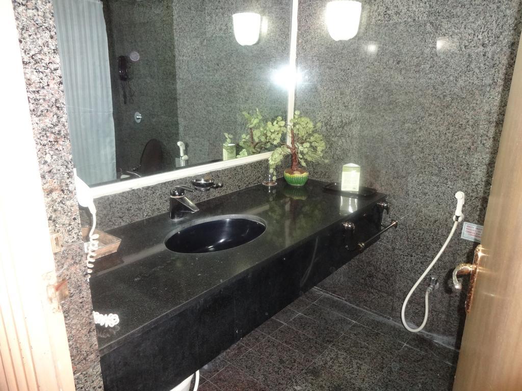 Hotel Ohris Baseraa Hyderabad