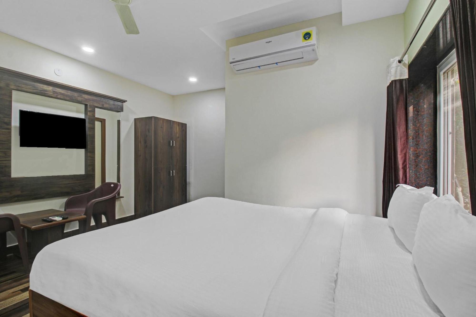 Oyo Flagship Sks Grand Luxury Hyderabad