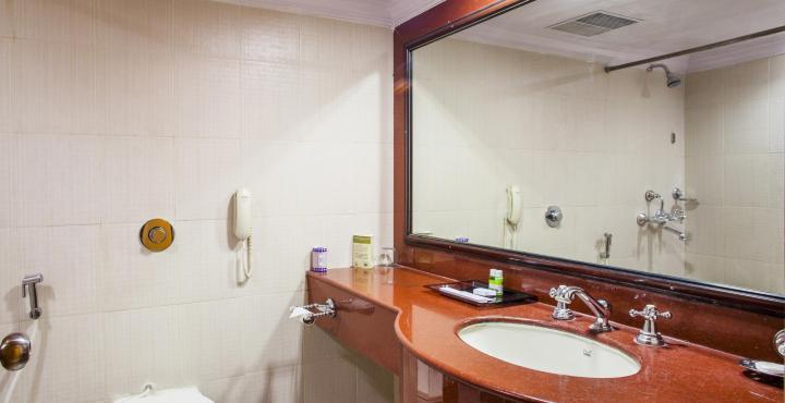 Ohris Baseraa Hotel 3*