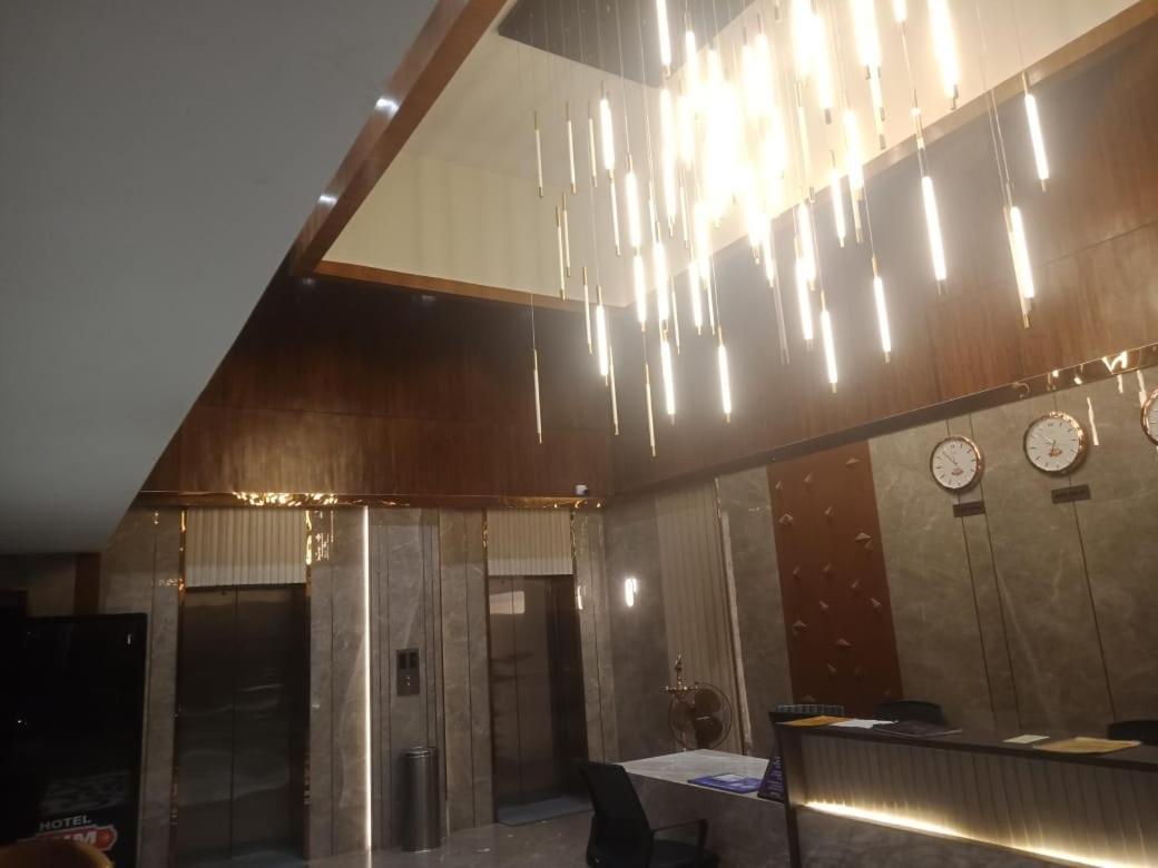 Hotel Dunkin Grand Banjara Hills- Live Kitchen-free Lavish Buffet Breakfast 3*