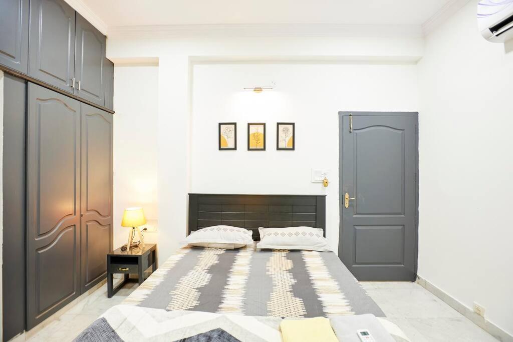 Luxury @ Banjarahills Near Care Hospitals Apartment