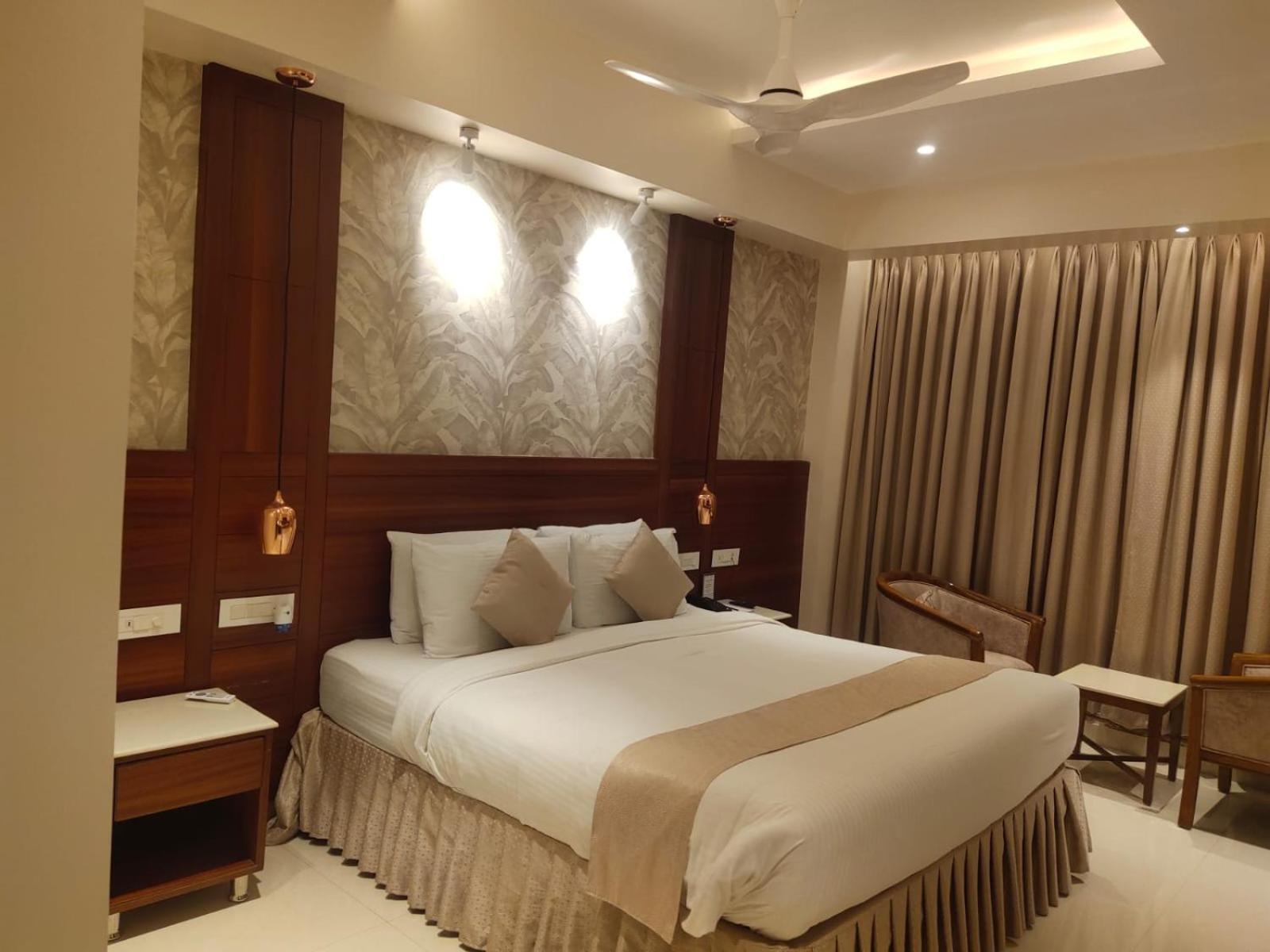 Hotel The Plaza Hyderabad