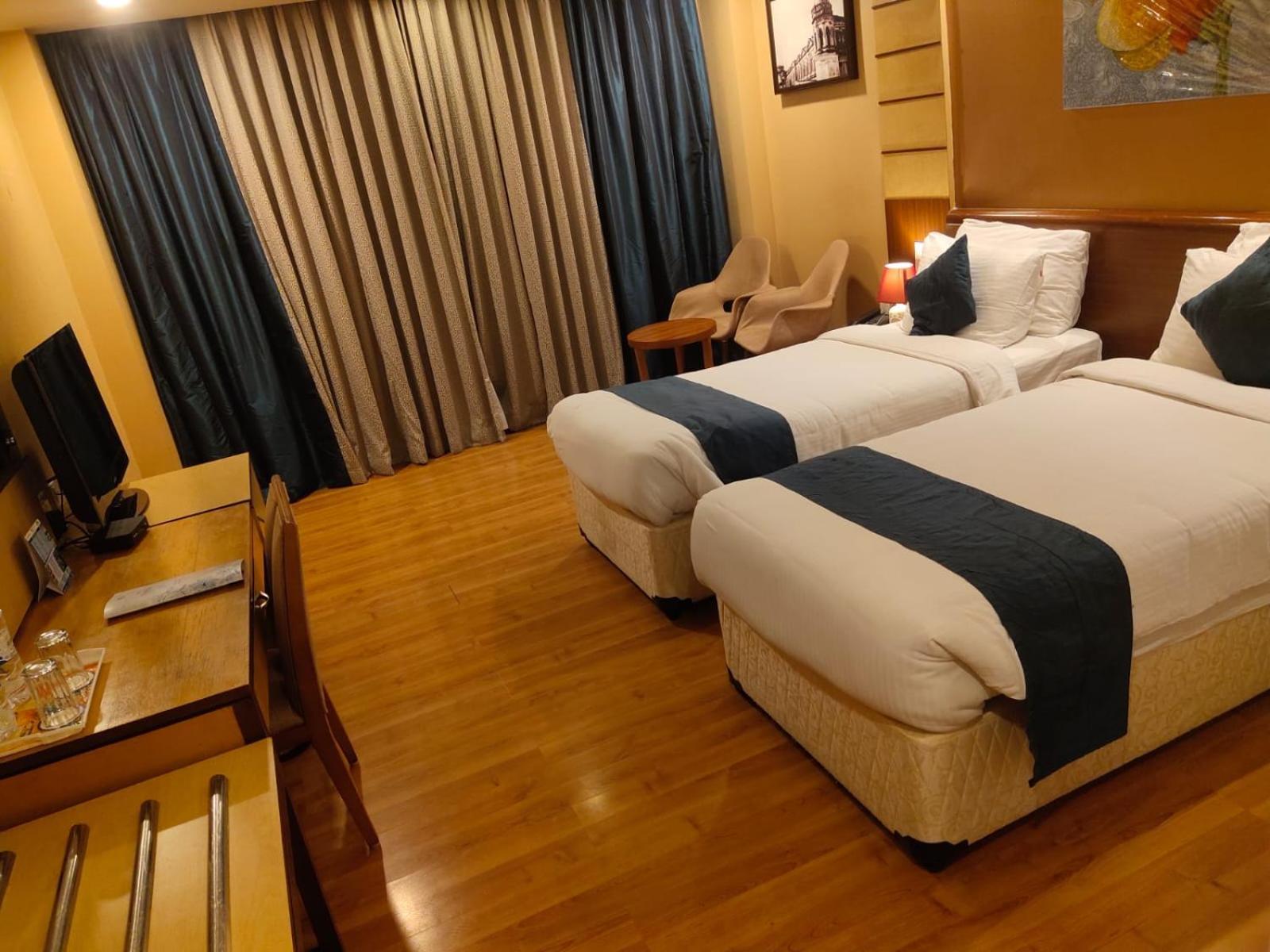 The Plaza Hotel 3*