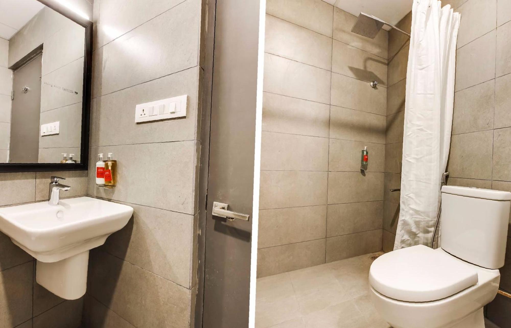 Hotel Townhouse De Alphabet Hyderabad