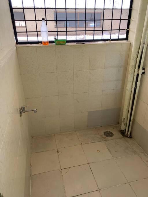 Kesarhomes-homestay- Flt202-2nd Flr-2bhk-apt-ac-lift-kukatpally *
