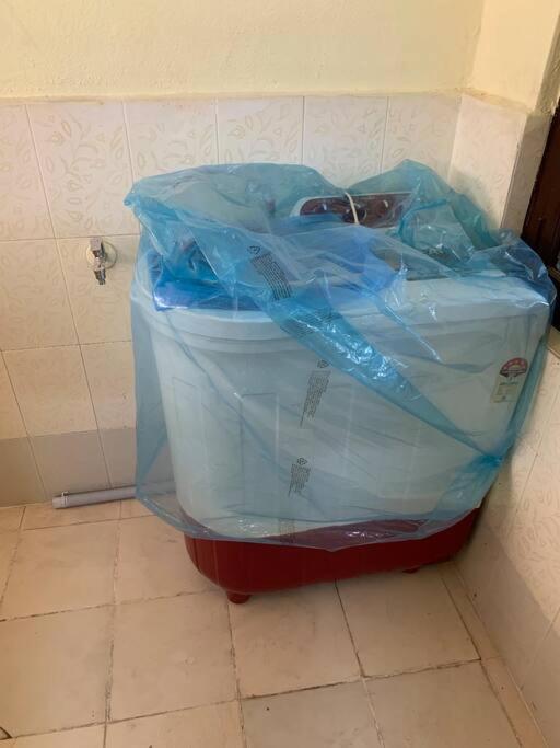 Kesarhomes-homestay- Flt202-2nd Flr-2bhk-apt-ac-lift-kukatpally * Hyderabad