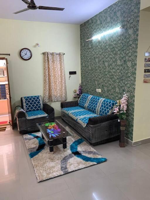 Apartment Kesarhomes-homestay- Flt202-2nd Flr-2bhk-apt-ac-lift-kukatpally Hyderabad