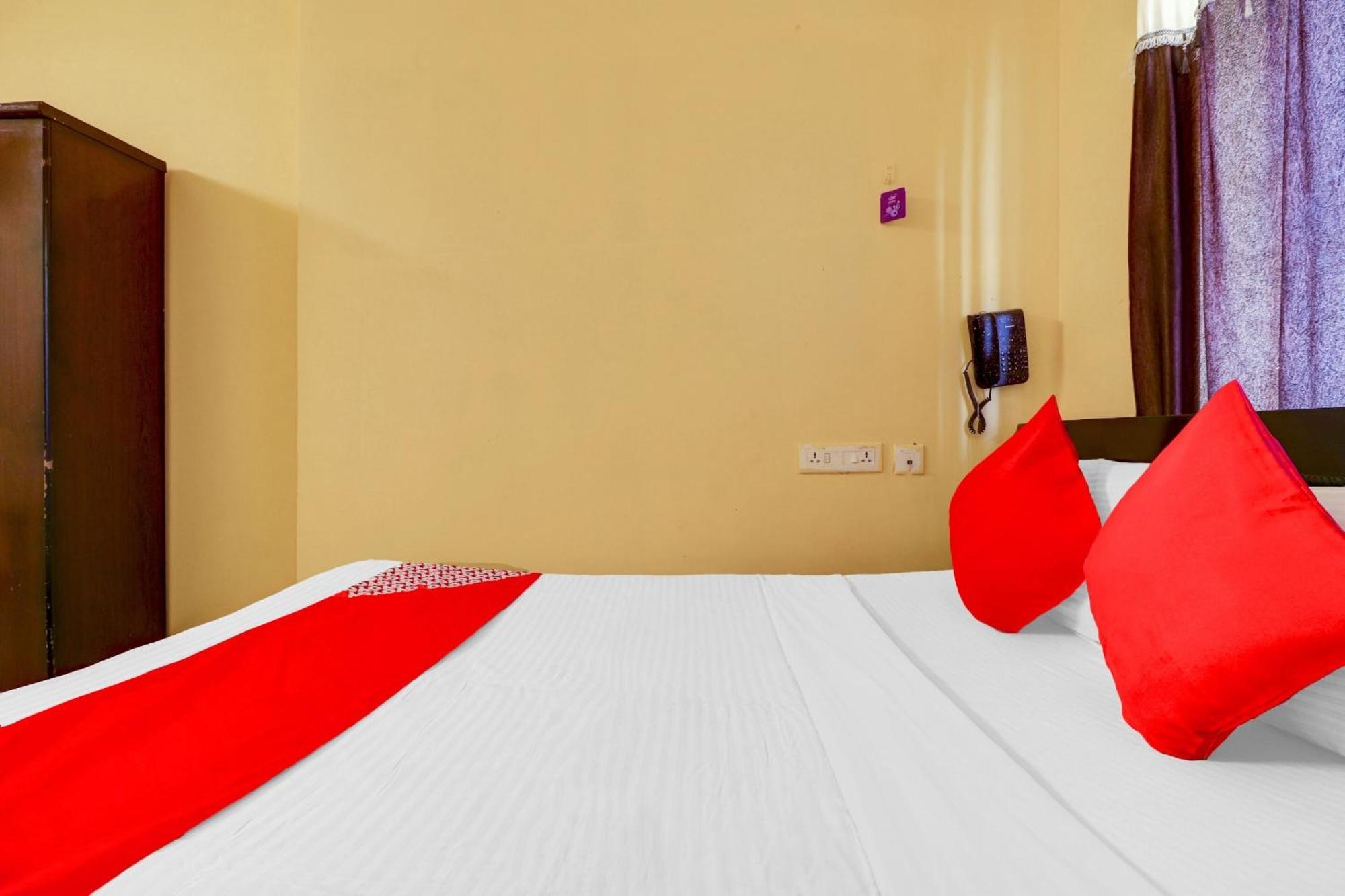 Super Oyo O Vsm Grand 4* Hyderabad