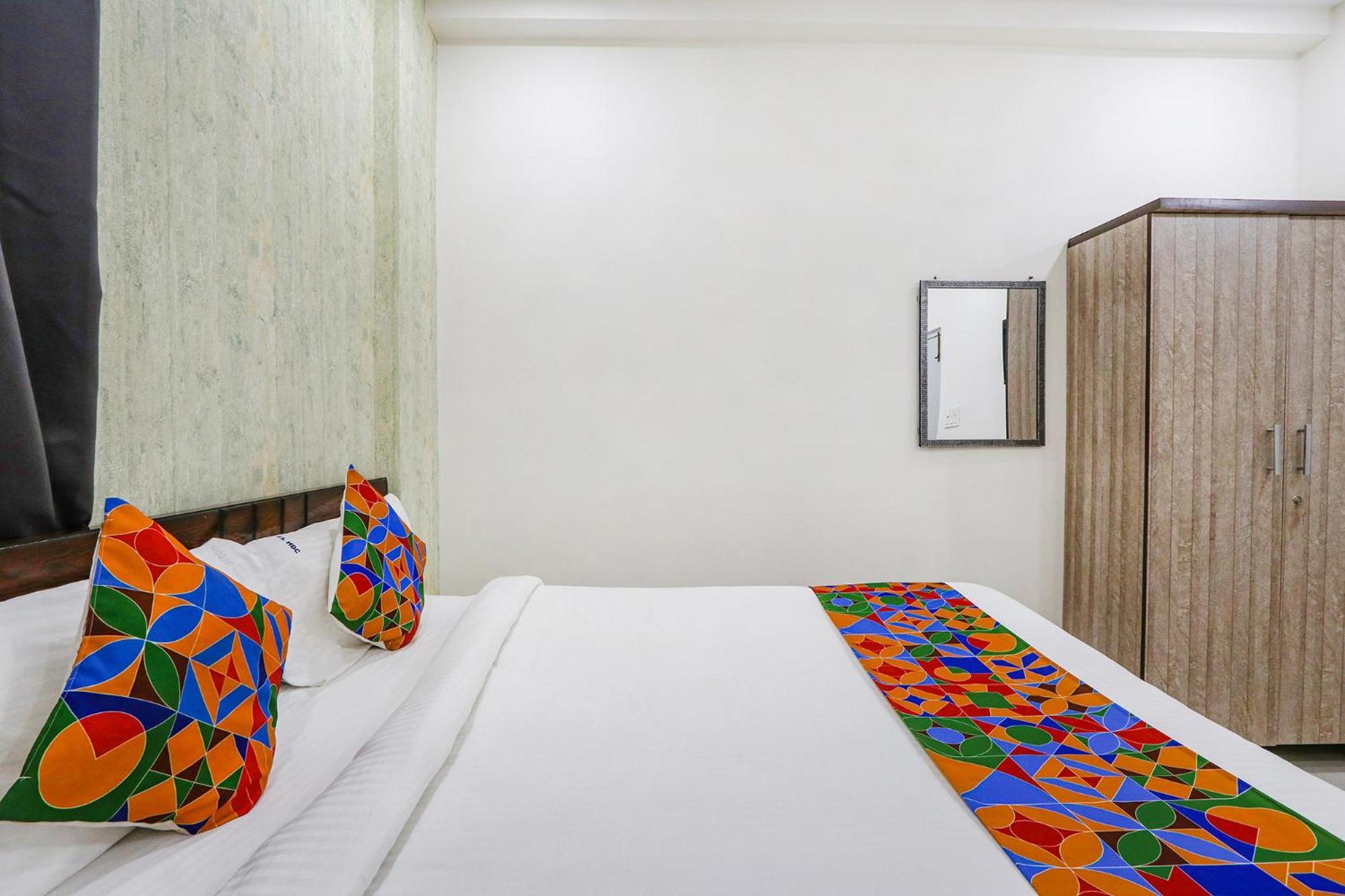 Fabhotel Dream Connect - Nr Narsingi Hotel 3*