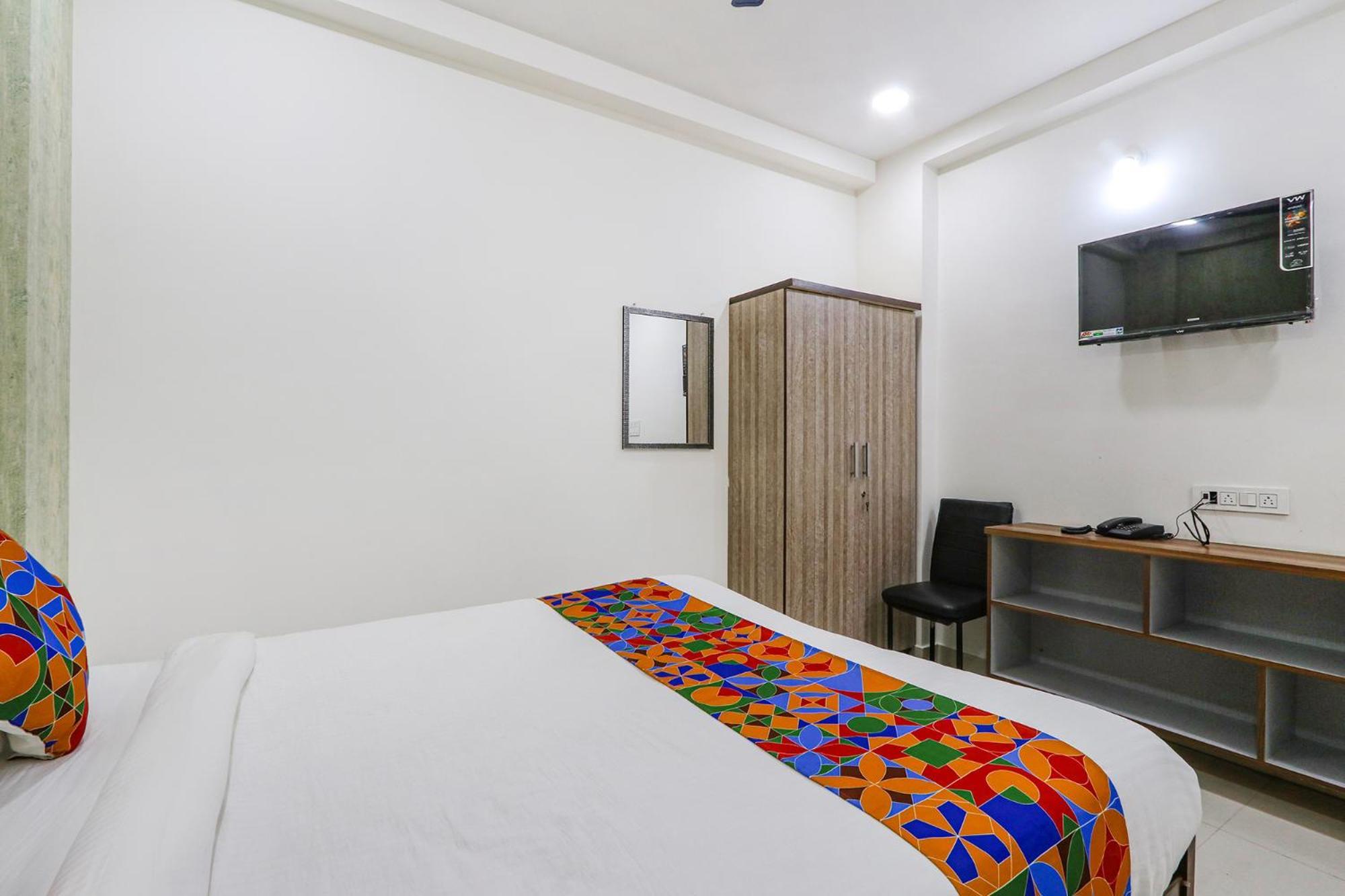 Fabhotel Dream Connect - Nr Narsingi Hyderabad