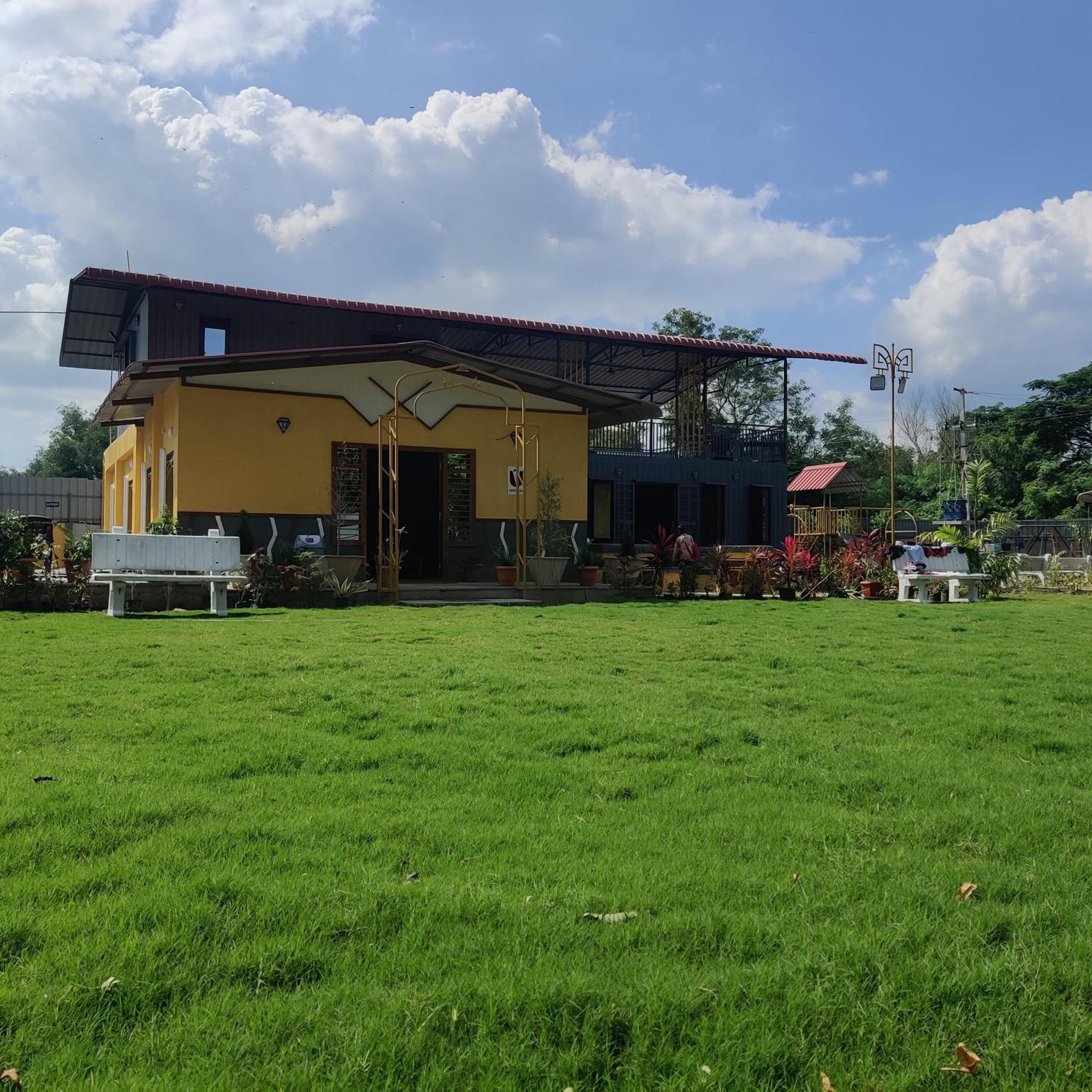 Kashmir Farmhouse - Farm stay Hyderabad