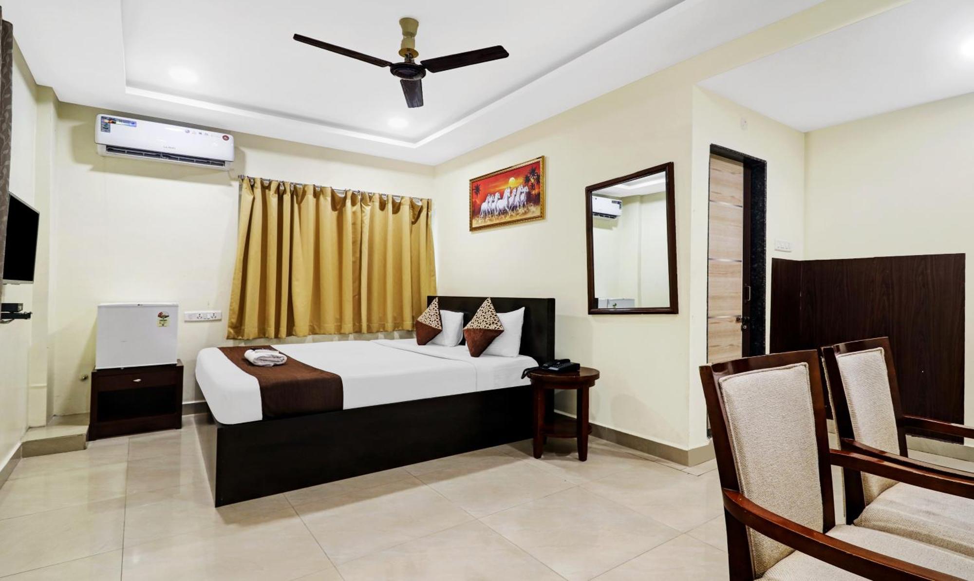 Hotel Midtown Begumpet 3*