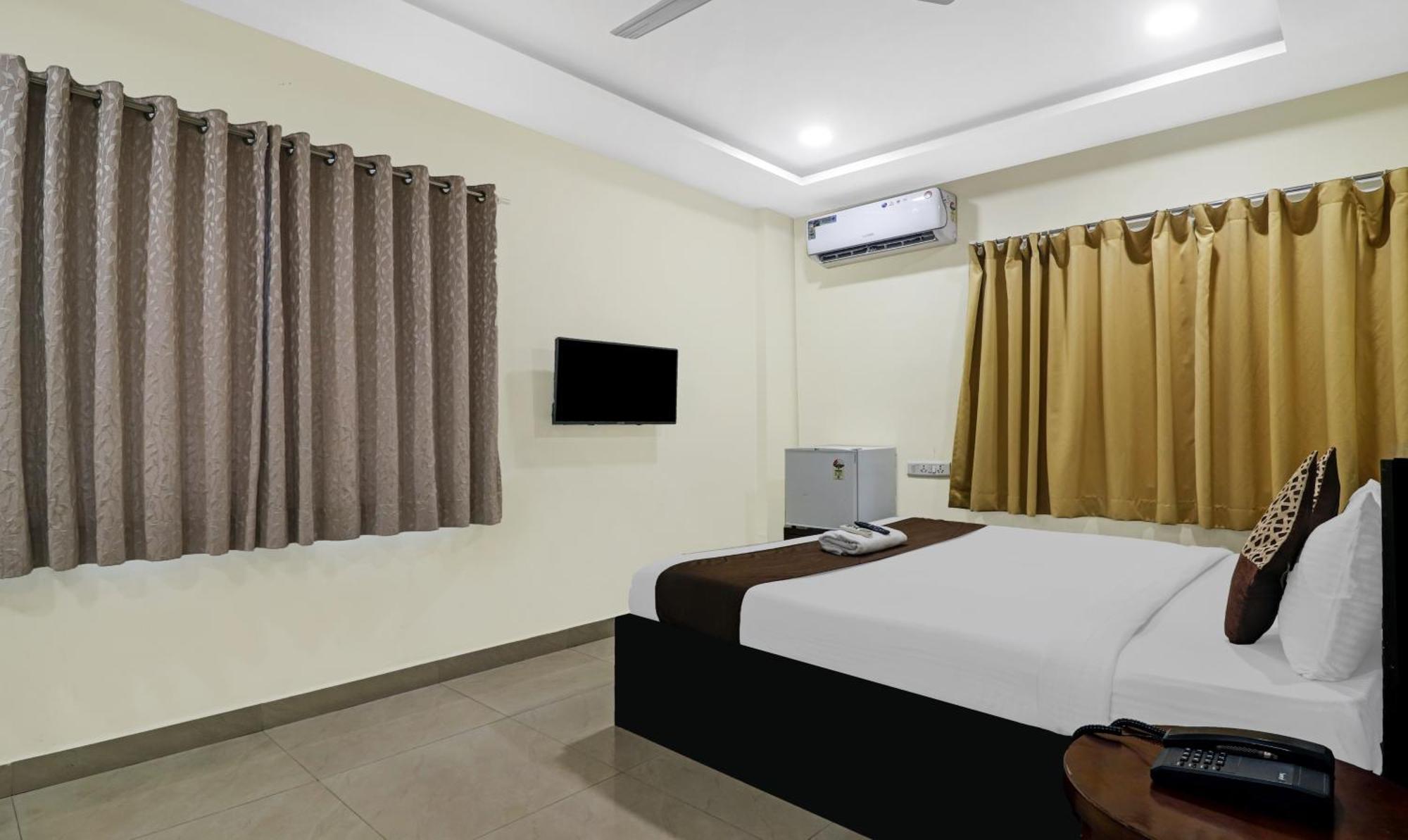 Midtown Begumpet 3*
