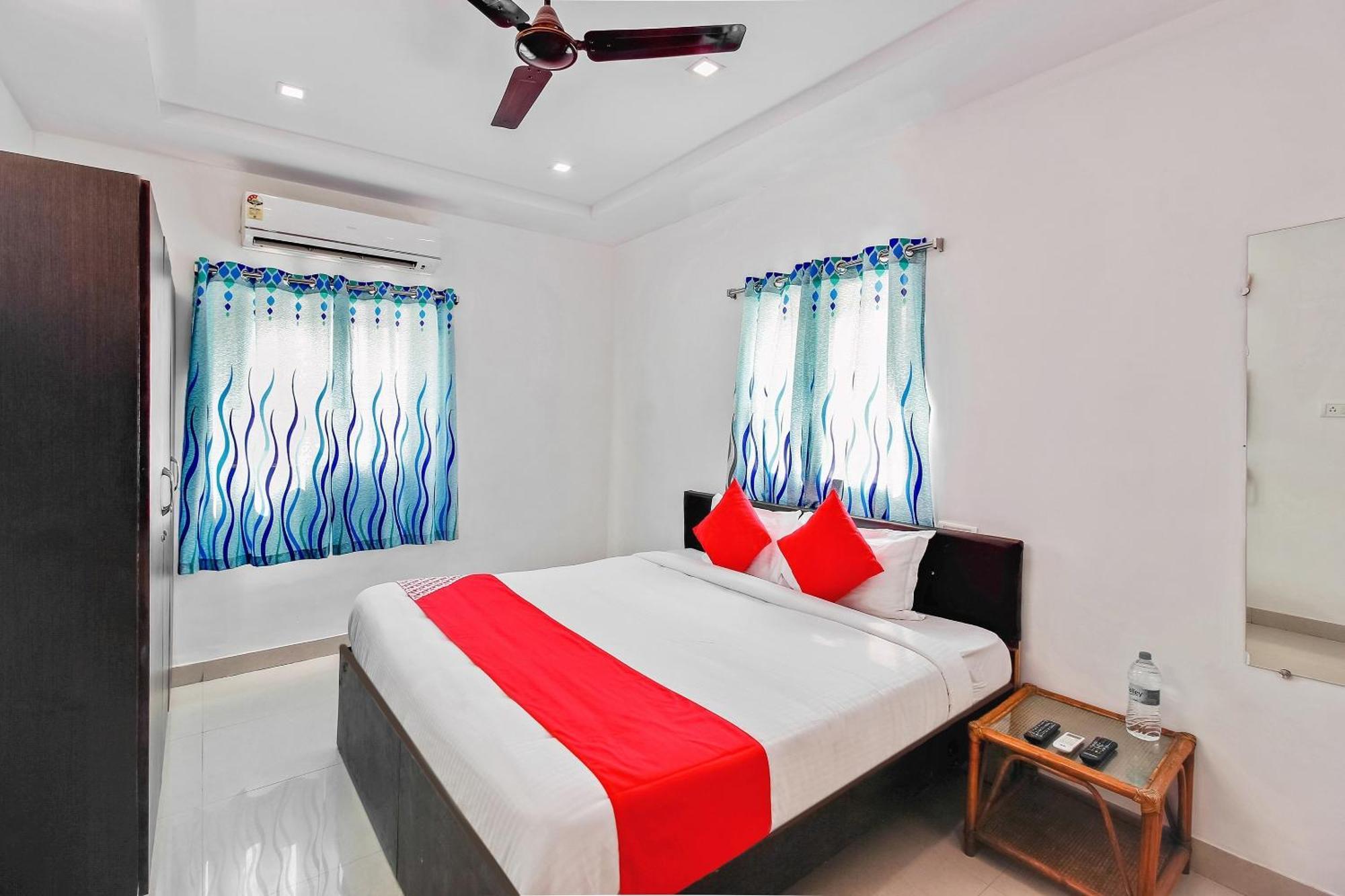 Super O Golden Hive Madhapur Near Shilparamam Hotel Hyderabad