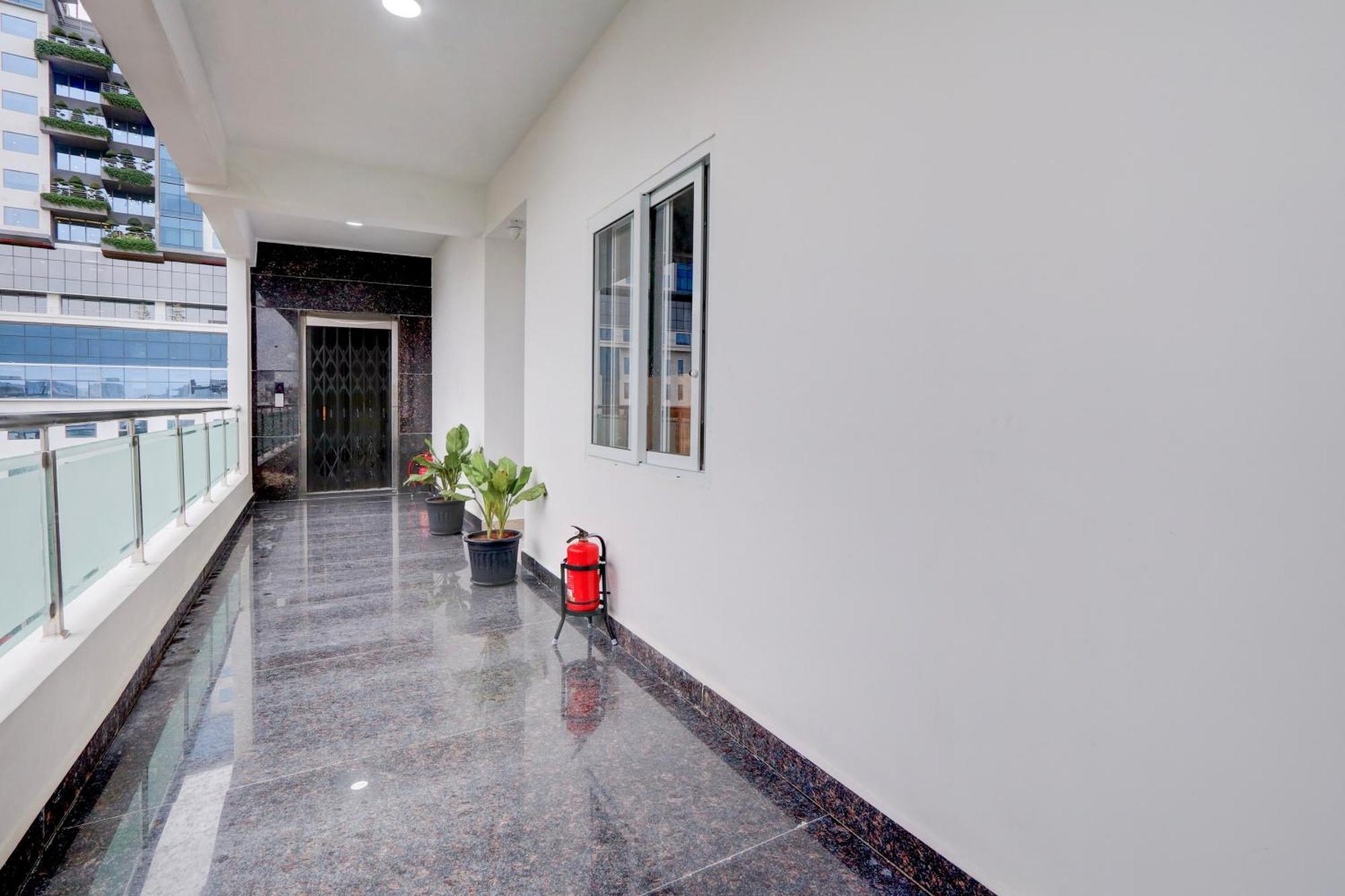 Collection O Sri Jahnavi Group Besides Yashoda Hospital Hitec Hyderabad