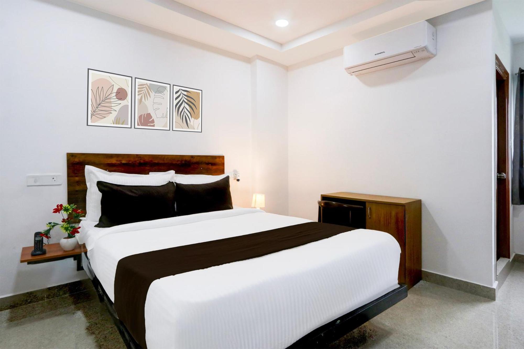 Hotel Collection O Sri Jahnavi Group Besides Yashoda Hospital Hitec