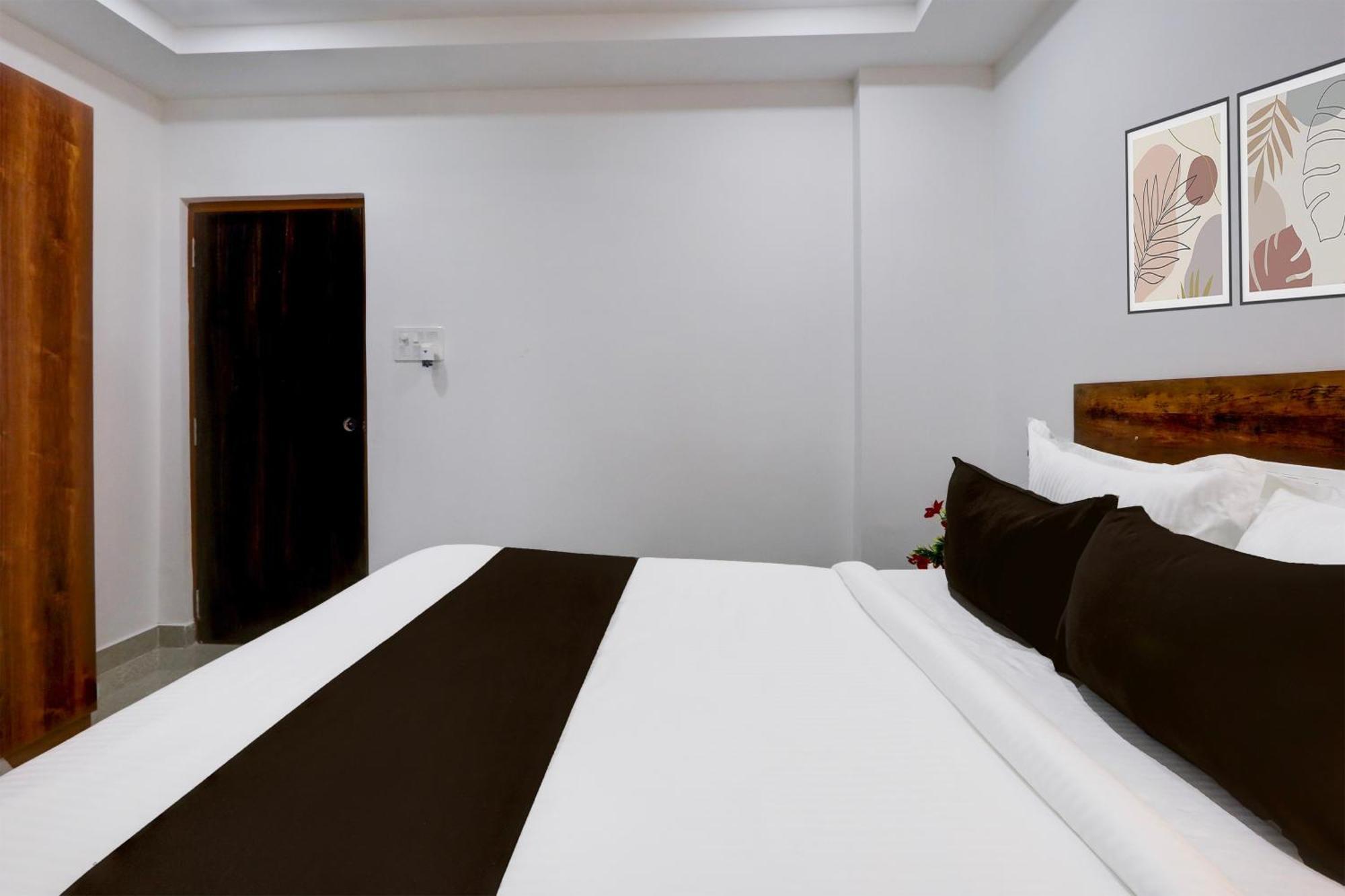 Collection O Sri Jahnavi Group Besides Yashoda Hospital Hitec 3*