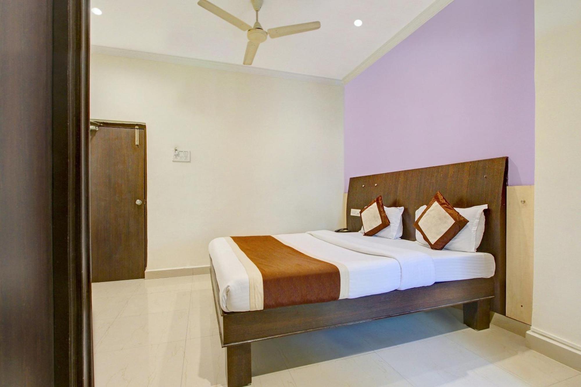 Super Collection O Alekhya Residency 3* Hyderabad